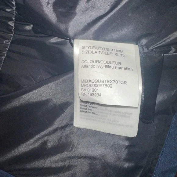 Beautiful new and blue Canada Goose Research Jacket - Picture 5 of 13